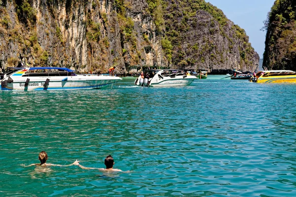 Κρουαζιέρες Στη Λιμνοθάλασσα Του Koh Hong Στη Θάλασσα Ανταμάν Και — Φωτογραφία Αρχείου