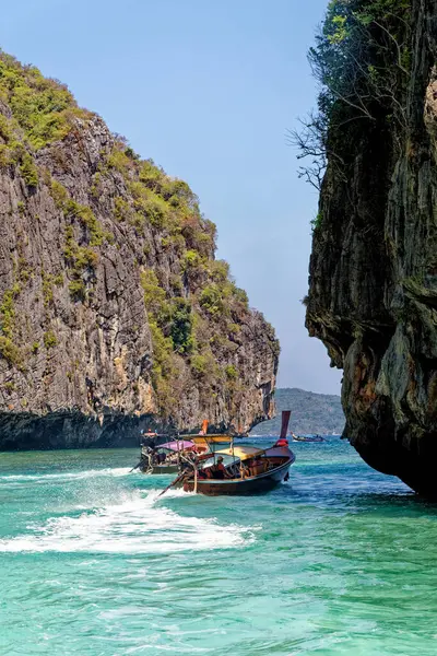 Cruising Lagoon Koh Hong Andaman Sea Tharn Bok Khorani Park — Stock Photo, Image