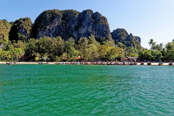 Koh Phak Bia Adası Hong Adası Nın Arkasındaki Küçük Ada — Stok fotoğraf
