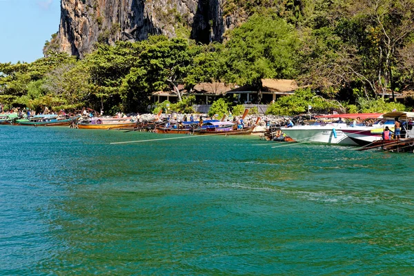 Phra Nang Plajı Railay Krabi Ili Tayland Uzun Kuyruklu Tekneler — Stok fotoğraf
