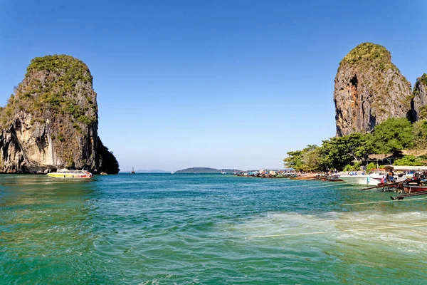 Phra Nang Beach Railay Provincia Krabi Tailandia Barcos Cola Larga — Foto de Stock