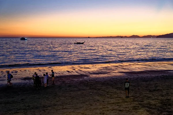 Coucher Soleil Sur Plage Nang Krabi Thaïlande Destination Voyage Janvier — Photo