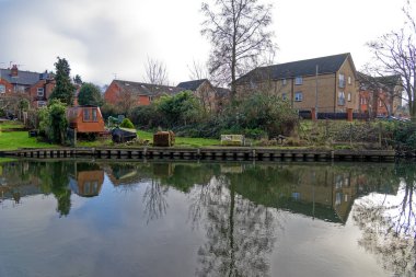 River Kennet ve Avon Kanalı Reading, Berkshire, Birleşik Krallık