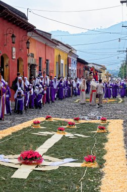 UNESCO Dünya Mirası Alanı Antigua, Guatemala 'da Kutsal Cuma Geçit Töreni (Semana Noel Baba) - 22 Nisan 2011