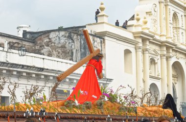 UNESCO Dünya Mirası Alanı Antigua, Guatemala 'da Kutsal Cuma Geçit Töreni (Semana Noel Baba) - 22 Nisan 2011