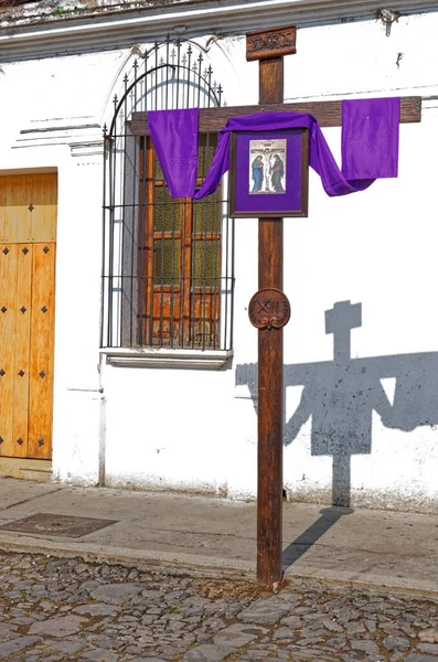 Cruz Calle Viernes Santo Antigua Patrimonio Humanidad Por Unesco Guatemala —  Fotos de Stock