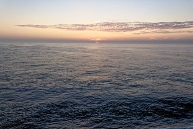 Baltık Denizi 'nde güzel bir gün batımı - İskandinav Manzarası