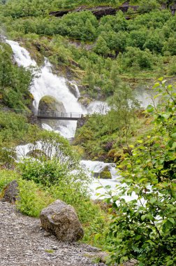 Norveç - Jostedalsbreen Ulusal Parkı - Şelale - Avrupa seyahatleri - 13 Temmuz 2012