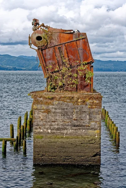 Rusting Gamle Industrielle Udstyr Sidste Resterende Elementer Fra Gammel Fiskeri - Stock-foto