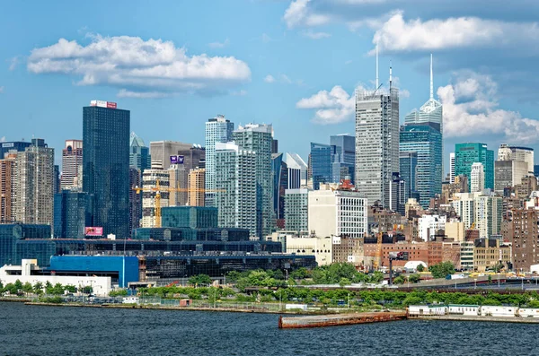 Navegando Rio Hudson Frente South Manhattan Sky Scrapers Manhattan Nova — Fotografia de Stock