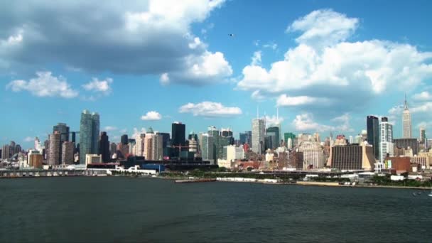 Navegando Rio Hudson Frente South Manhattan Sky Scrapers Manhattan Nova — Vídeo de Stock