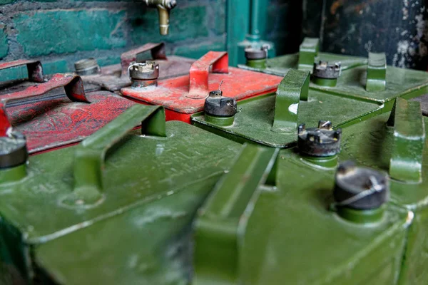 Old Vintage Fuel Canister Vintage Old Dusty Car Service Workshop — Stock Photo, Image