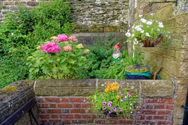 Kırsal bölge köyü - bahçe fikirleri ve küçük bahçe tasarımı