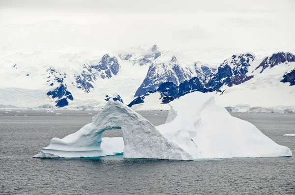 Antarctica - Pinnacle Shaped Iceberg — Stock Photo, Image