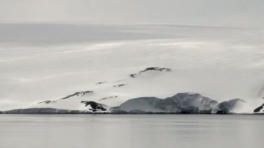 -Küresel ısınma - Antarktika buz oluşumları sahil şeridi