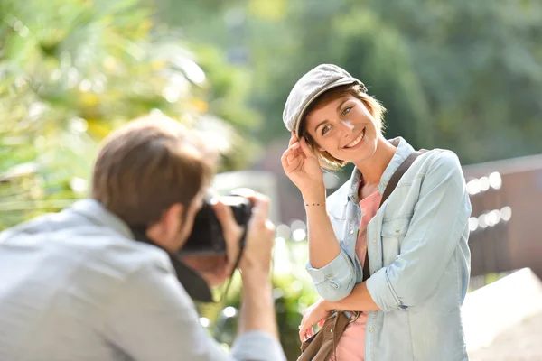 Fotógrafo a tirar fotografias — Fotografia de Stock