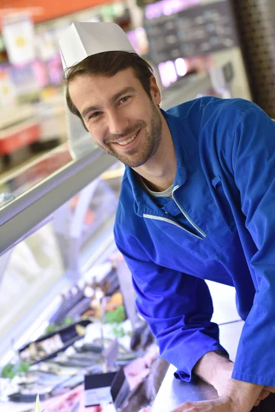 Visboer met blauwe uniform op het glimlachen — Stockfoto