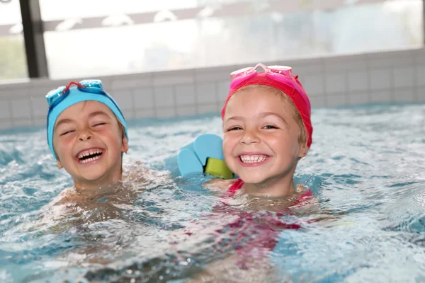 Kids having fun — Stock Photo, Image