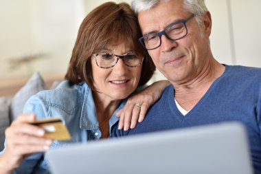 İnternet üzerinden alışveriş Çift