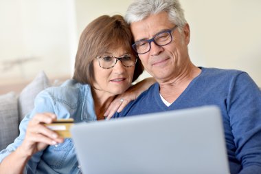 İnternet üzerinden alışveriş Çift