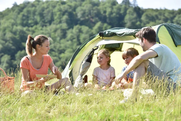 Family  in camp tent — Stock Photo, Image