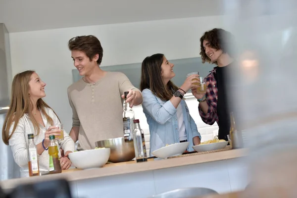 Flatmates Cooking Together Home — Stock Photo, Image