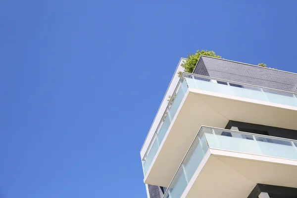 Modern building of apartments — Stock Photo, Image