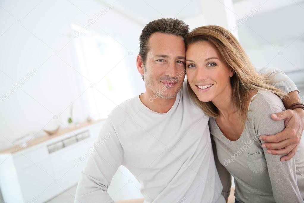 40-year-old couple at home