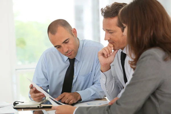 Vergadering van het businessteam — Stockfoto