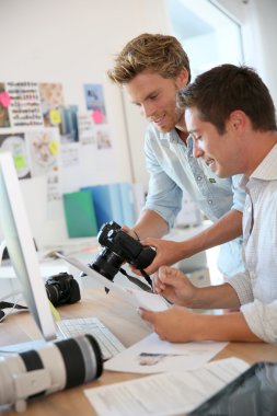 Projede çalışan fotoğrafçılar