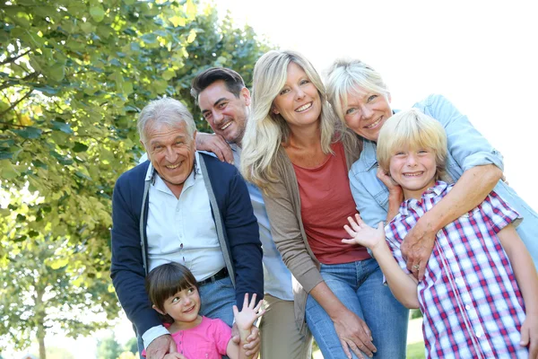 3 generation familj — Stockfoto