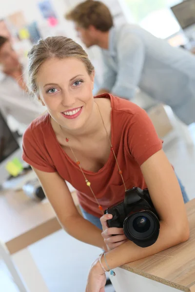 Woman in photography training class — Stock Photo, Image