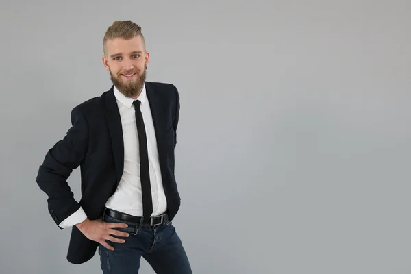 Confident young businessman — Stock Photo, Image