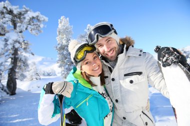 Çift ayakta karlı Dağı'nda