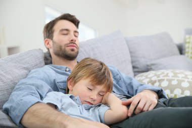 Baba ve oğul şekerleme