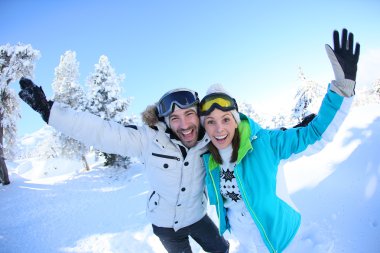 Kayakçı silah kaldırma