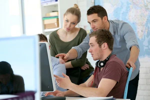 Students at digital design training course — Stock Photo, Image