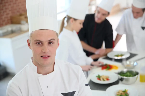 Studente nella scuola di catering — Foto Stock