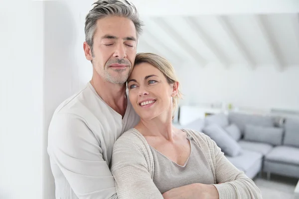 Glückliches reifes Paar — Stockfoto