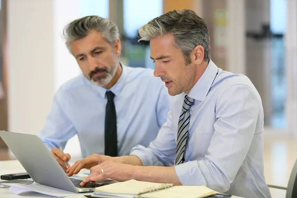 Businessmen working in office — Stock Photo, Image