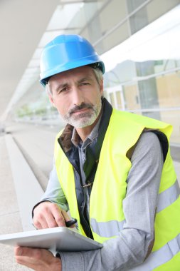 mühendis tablet kullanma