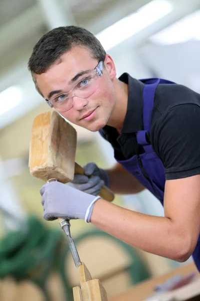 Tischlerlehrling — Stockfoto