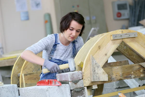 Woman in masonry professional school — Stock Photo, Image