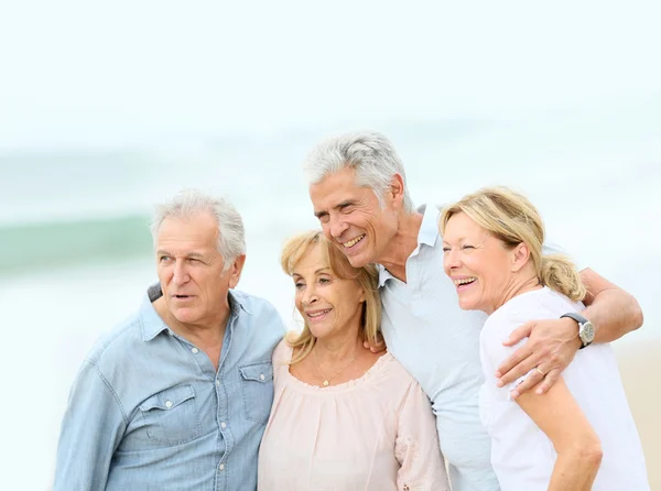 People smiling on  the beach — Stock Photo, Image