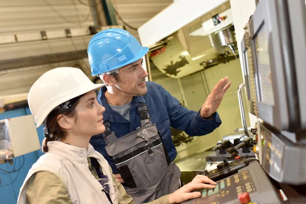 Lavoratori del settore manifatturiero — Foto Stock