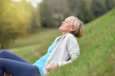 üst düzey kadın rahatlatıcı Park