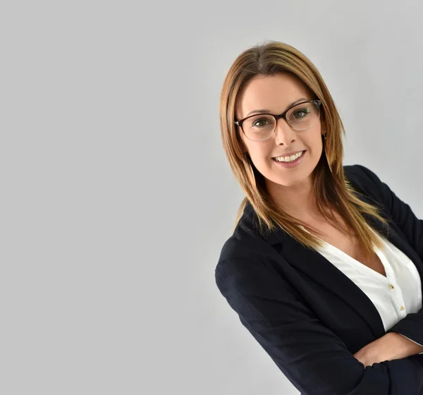 Hermosa mujer con gafas en —  Fotos de Stock