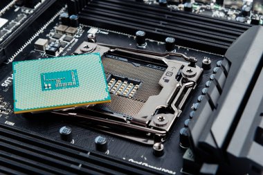 CPU soket ve anakart işlemci. Yüklemeden önce