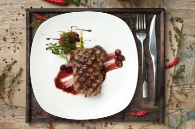 Şişman, sulu biftek beef kalın kenar, tahıl beslemeli binning ıslak.