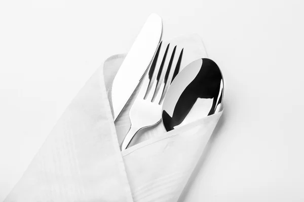 Kniv, gaffel, sked isolerad på vit. — Stockfoto